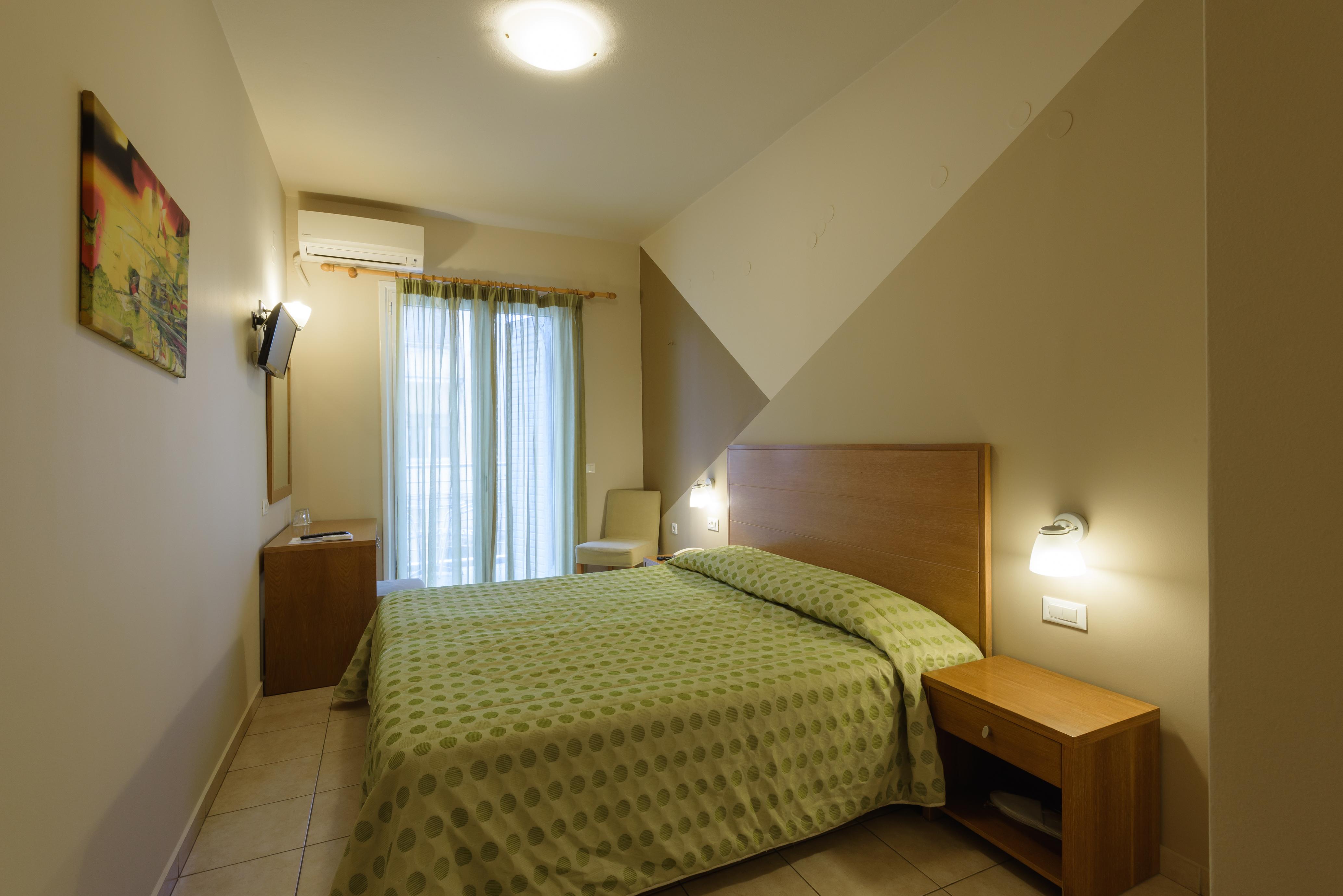Park Hotel Нафплион Экстерьер фото
