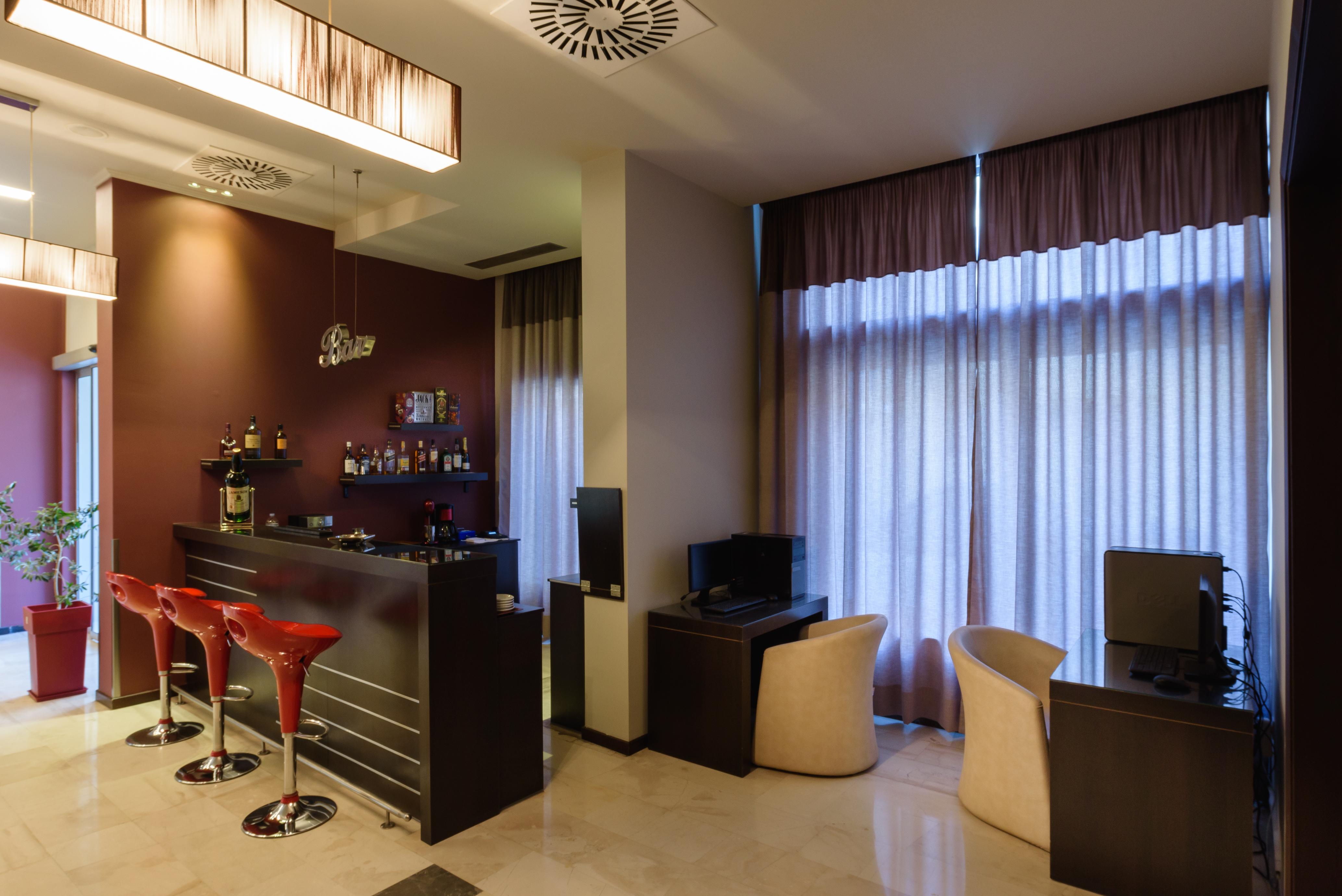 Park Hotel Нафплион Экстерьер фото