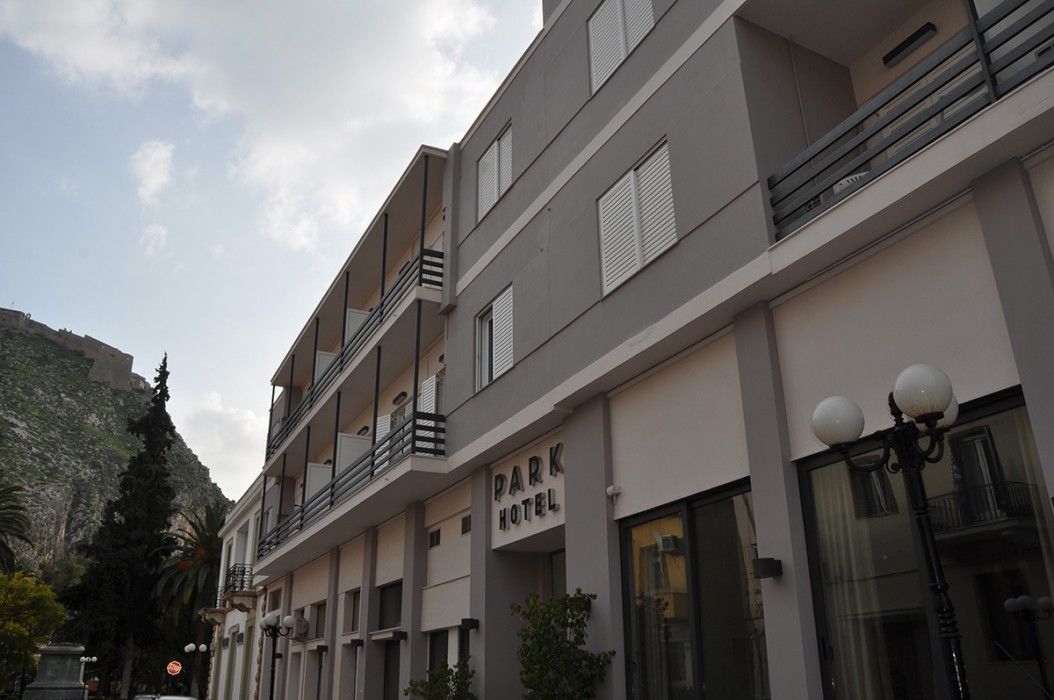 Park Hotel Нафплион Экстерьер фото